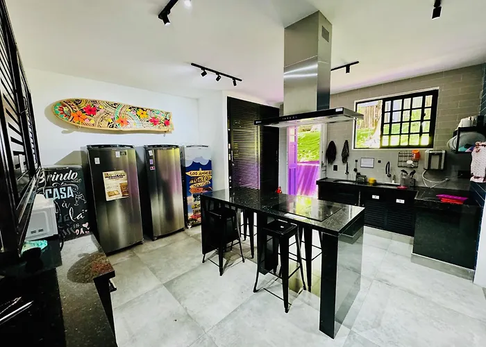 Pura Vida Hostel