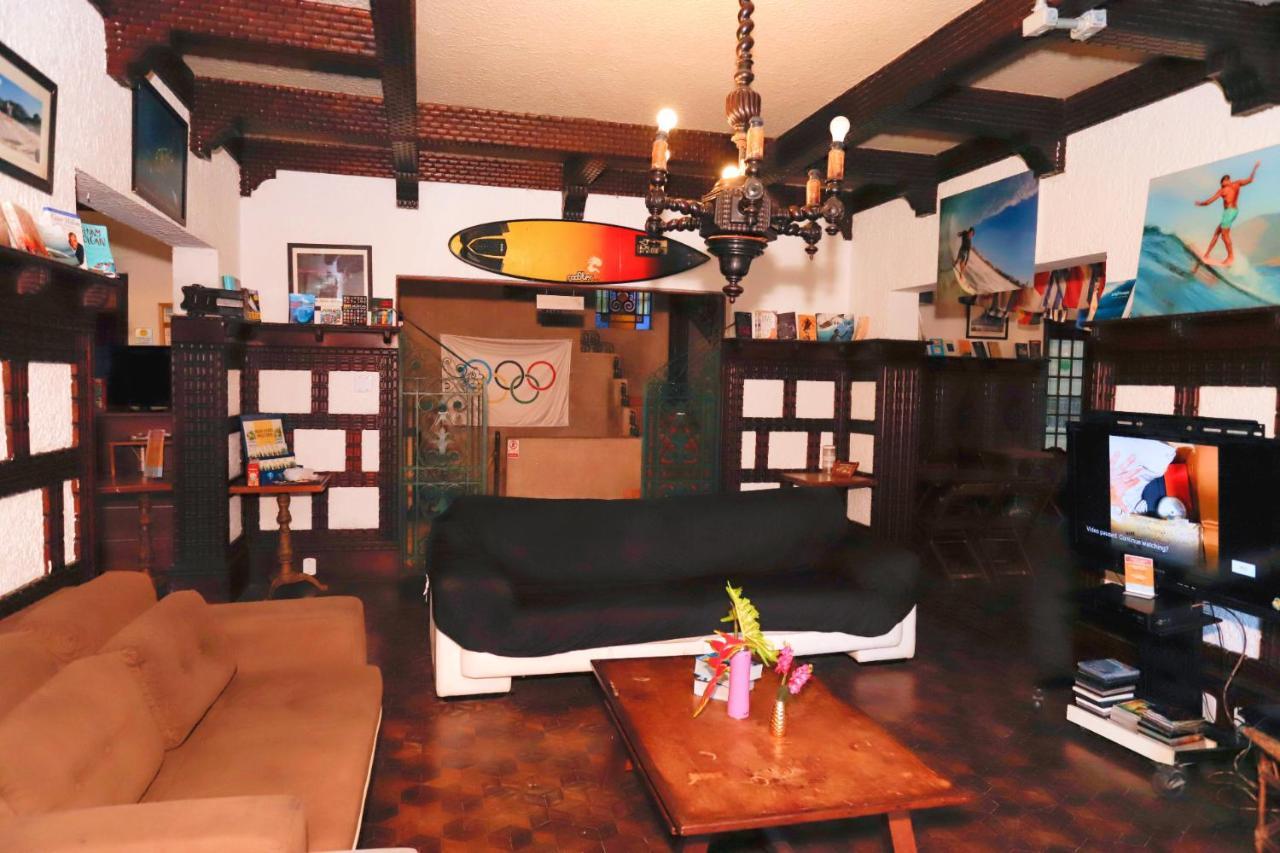 Pura Vida Albergue *